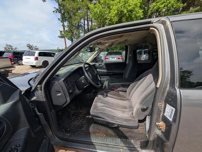 2002 dodge dakota slt-club-cab-4wd with 213792 miles for sale near elk-river, minnesota a75f3da417164c6798e2ff1ca1a61795.jpg