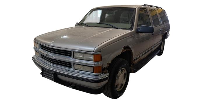 1999 chevrolet suburban k1500-4wd with 225203 miles for sale near elk-river, minnesota a7cde4b1a2e74846a8622bf9859b1777.jpg