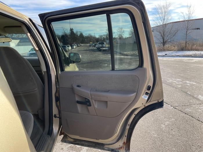2002 ford explorer xlt with 203228 miles for sale near elk-river, minnesota a7d3589061154dfe8bc55827d6681ec1.jpg
