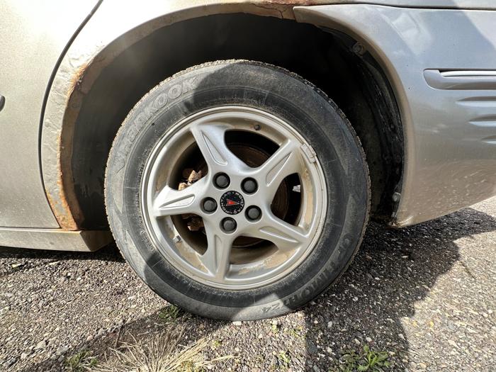 2001 pontiac bonneville se with 155771 miles for sale near elk-river, minnesota a7f7b48758a84237812ae6d75473f401.jpeg