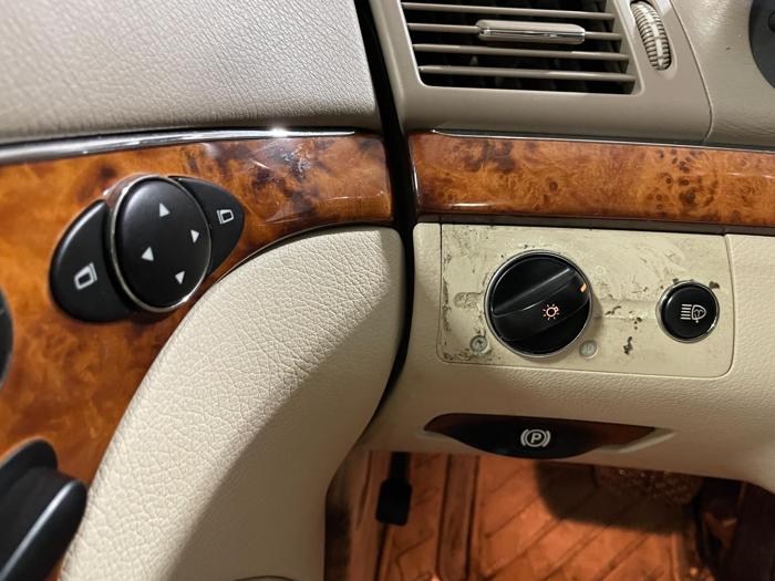 2005 mercedes-benz e-class 4-matic with 206326 miles for sale near elk-river, minnesota a7fe0feb559f4c42972d2cfd2abfd922.jpg