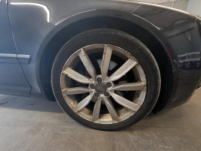 2008 audi a8 sedan with 195057 miles for sale near elk-river, minnesota a7ff0f828ac3491bb655d8c21e5d032c.jpg