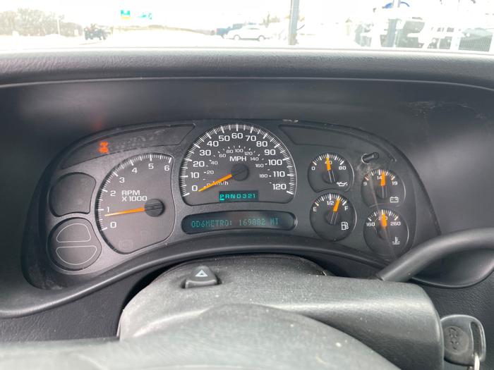 2005 chevrolet silverado-1500 ext.-cab-long-bed-4wd with 169882 miles for sale near elk-river, minnesota a80b9bc0da58425e83270510e319a40c.jpeg