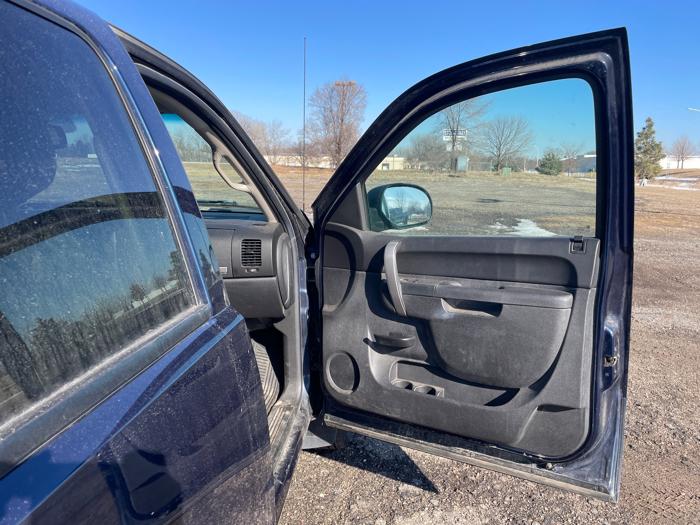 2011 chevrolet silverado-1500 lt-crew-cab-4wd with 242336 miles for sale near hastings, minnesota a838c2efde1b47e9bfdfacd2ec8c52bd.jpeg