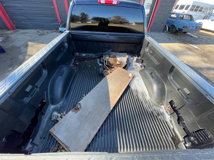 2008 chevrolet silverado-1500 work-truck-ext.-cab-std.-box-4wd with 182696 miles for sale near forest-lake, minnesota a844ccf910534f0986e50bbff0718921.jpeg