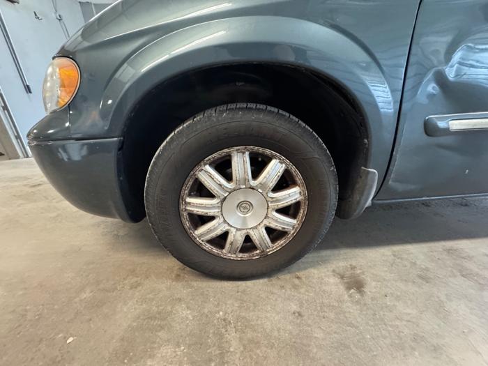 2007 chrysler town-&-country touring with 155270 miles for sale near elk-river, minnesota a84b76c8427849babff702097df4ef09.jpeg