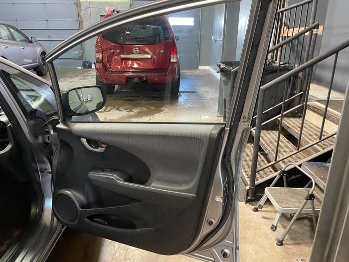 2009 honda fit with 214949 miles for sale near elk-river, minnesota a8952fb3ddb64f4eae6c15bc8fea2bf8.jpg