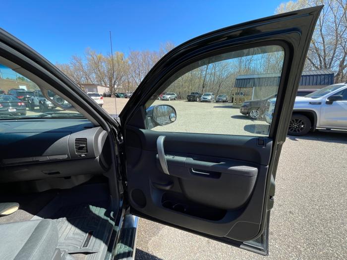 2013 chevrolet silverado-1500 lt-crew-cab-4wd with 223817 miles for sale near brainerd, minnesota a899dfa7574f4b2989dd58a79a34b41d.jpeg