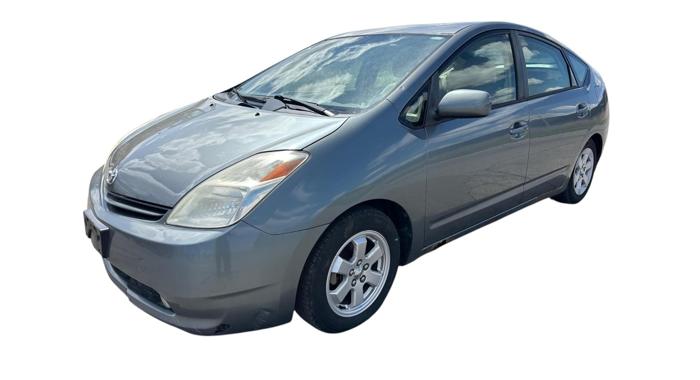 2004 toyota prius 4-door-liftback with 174895 miles for sale near elk-river, minnesota a89e30d932824a299f7989c91461d5de.jpg