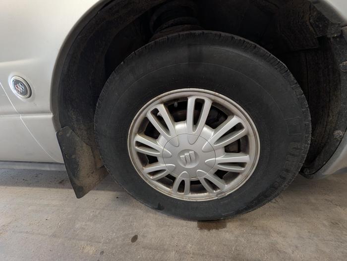 2005 buick lesabre limited with 164283 miles for sale near elk-river, minnesota a8b4206da7534164862f8cace131aede.jpg