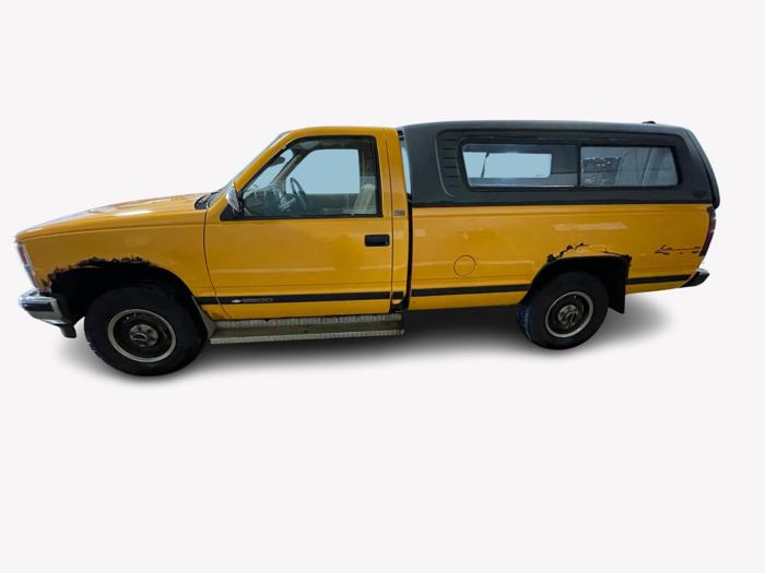 1989 chevrolet gmt-400 with 146816 miles for sale near elk-river, minnesota a906087a6a1446148d3a19f0ff9df005.jpg