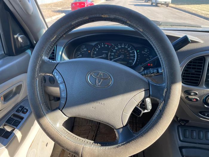 2005 toyota sequoia limited with 267290 miles for sale near elk-river, minnesota a90991908d6e4dc182e723d35477638c.jpg