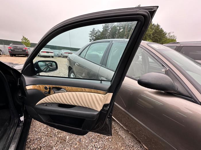 2007 mercedes-benz e-class e350-4matic with 182719 miles for sale near elk-river, minnesota a91a4a97c3ee42d3a7cc1261962bc348.jpeg