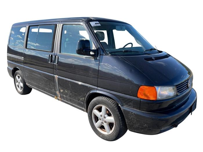 2003 volkswagen eurovan gls with 153144 miles for sale near elk-river, minnesota a920ac0e1165423cae5a44917f4558ad.jpg