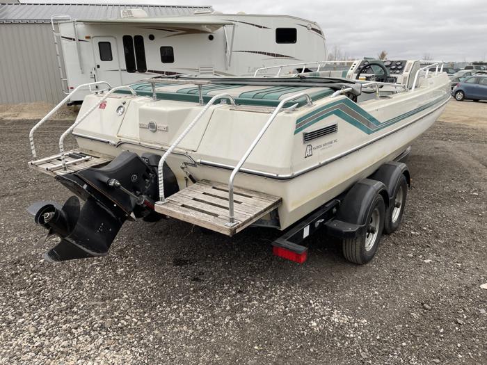 1988 deck-boat- granddecke for sale near elk-river, minnesota a92ac846dd8348d0a6c380eb3c21c725.jpg