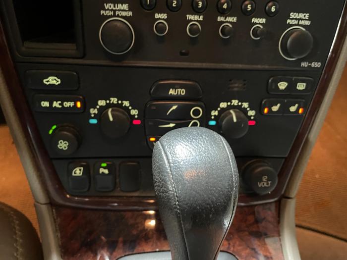 2006 volvo xc70 x with 92633 miles for sale near elk-river, minnesota a92b9003fabe4d7e884139ae8986e984.jpg