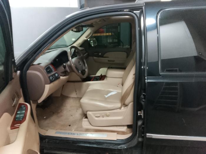 2009 chevrolet suburban ltz-1500-4wd with 245683 miles for sale near elk-river, minnesota a92f43a7e50c48ffbfe4621f073ec66e.jpg