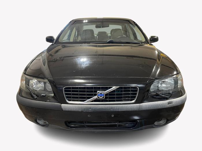 2004 volvo s60 with 200083 miles for sale near elk-river, minnesota a934257a9f074b6ca7bf6ea119bc873b.jpg