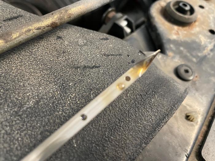 2004 mitsubishi endeavor limited-awd with 165602 miles for sale near elk-river, minnesota a96029639a2b4112ae0ddef0cca9ecb8.jpeg