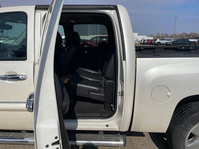 2011 chevrolet silverado-1500 ltz-crew-cab-4wd with 152384 miles for sale near fridley, minnesota a9689169343540dda020c5381d9097ac.jpeg