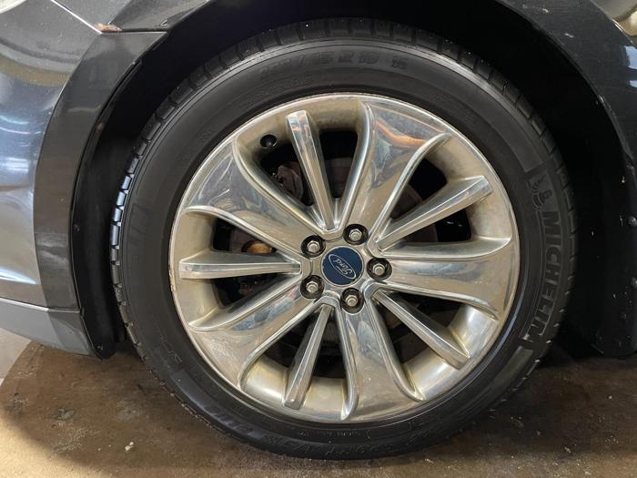 2010 Ford Taurus