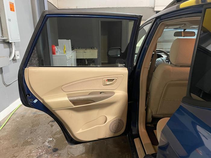 2006 hyundai tucson gls-2.7-4wd with 152494 miles for sale near elk-river, minnesota a9ab12a79a934c70b8ab533628737c70.jpg