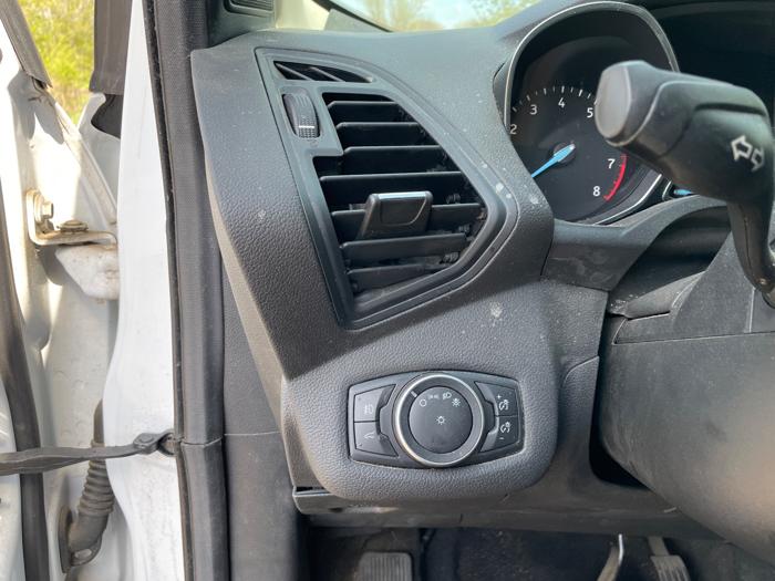 2017 ford escape se-4wd with 158466 miles for sale near zimmerman, minnesota a9acbcba2f104af98e7cc7f40fe6ad1f.jpeg