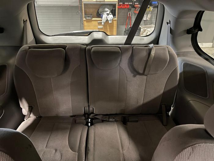 2014 kia sedona lx with 178845 miles for sale near elk-river, minnesota a9b9543e040d49b5bb73c431d7615887.jpg