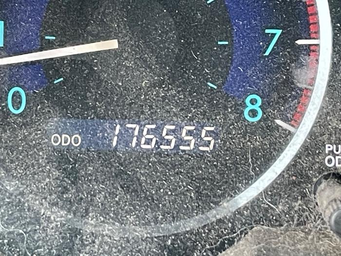 2009 toyota sienna ce-fwd-7-passenger with 176555 miles for sale near elk-river, minnesota a9c1fd9b9da5486e9b10c9de7f244c07.jpeg