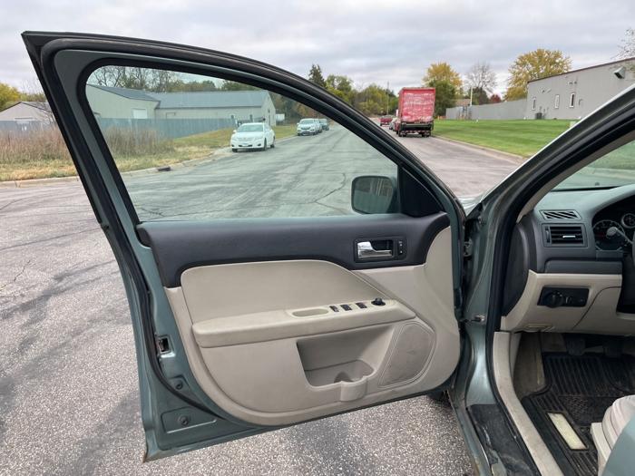 2006 ford fusion s with 187179 miles for sale near elk-river, minnesota a9d429de97374eceb3686aa7fb057a88.jpeg