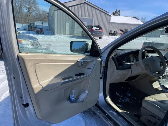 2010 volvo xc60 with 245515 miles for sale near elk-river, minnesota a9e973ed3661465690d8cccb8075ada8.jpg