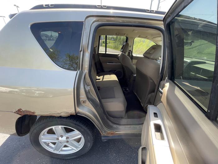 2008 jeep compass sport-4wd with 226904 miles for sale near clearwater, minnesota aa09ce3718ac4c9397efe6c704c18c82.jpeg