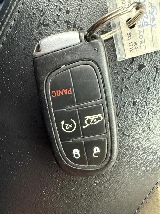 2015 jeep cherokee latitude with 100130 miles for sale near elk-river, minnesota aa1d74b4e782454a9190ae01f47535d8.jpg