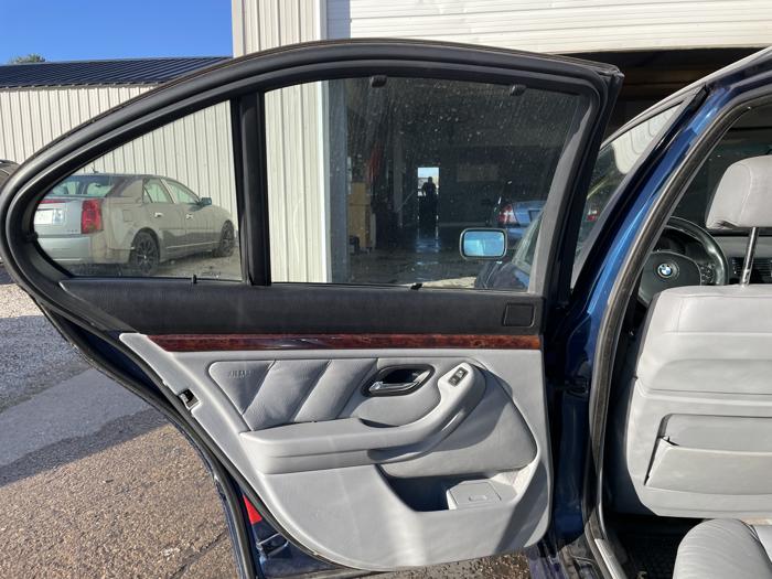 2000 bmw 5-series sel with 171477 miles for sale near elk-river, minnesota aa581de91ee049ba9849dd9d9de15913.jpg