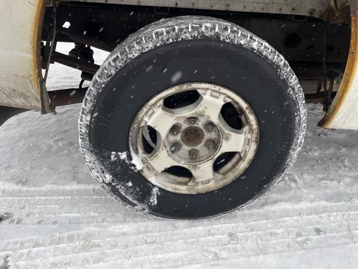 2003 chevrolet silverado-1500 ext.-cab-short-bed-2wd with 220326 miles for sale near fridley, minnesota aaaaa4471764418892c4fff568092ae7.jpeg