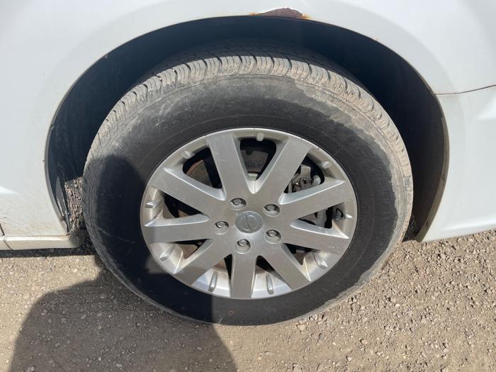 2013 chrysler town-&-country touring with 167796 miles for sale near jordan, minnesota aae1d79bfc194866a6c429b17d3ff417.jpeg