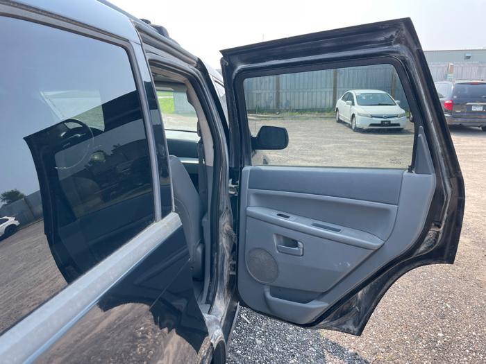 2005 jeep grand-cherokee laredo-4wd with 195717 miles for sale near elk-river, minnesota ab11e6eb9b6f48278d15af575c7de646.jpeg