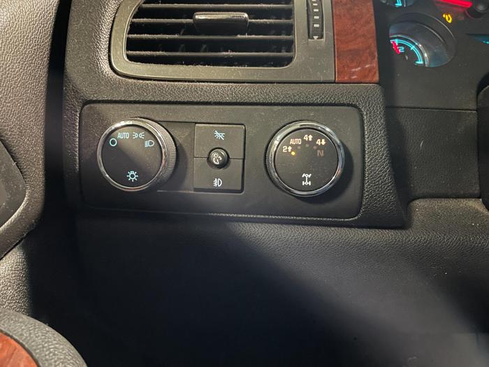 2007 chevrolet tahoe ls-4wd with 236154 miles for sale near elk-river, minnesota ab19af1a4d194f99bd8a37a6621bf67c.jpg