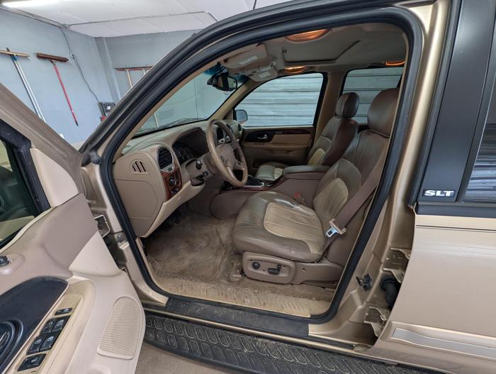2004 gmc envoy sle-4wd with 196701 miles for sale near elk-river, minnesota ab440944ad0c415ea173dc66bca6b78f.jpg