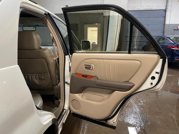 2002 lexus rx 300 with 170606 miles for sale near elk-river, minnesota aba7e8b119734637af1e11355e4020f4.jpg