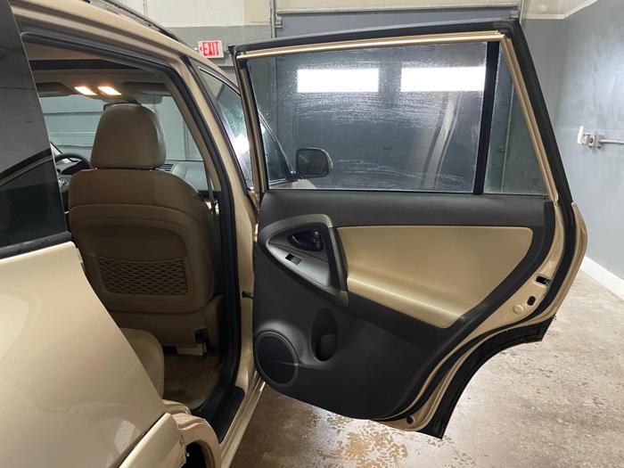 2010 toyota rav4 limited with 177556 miles for sale near elk-river, minnesota abadb29a290146e797fbb1508dff9244.JPG