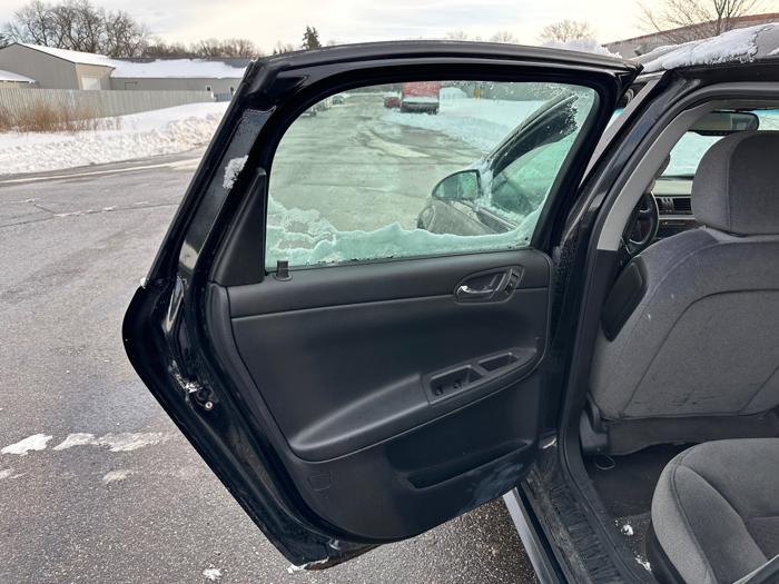 2010 chevrolet impala lt with 116643 miles for sale near elk-river, minnesota abc817e2d80f4134a602125079e7cd3a.jpeg