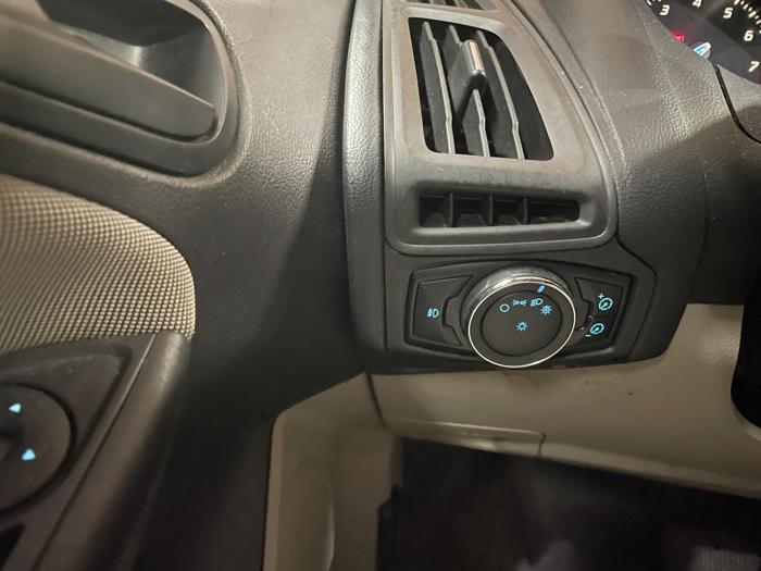 2012 ford focus se with 208687 miles for sale near elk-river, minnesota abcd03711dd24680b27fbabe32c321e1.jpg