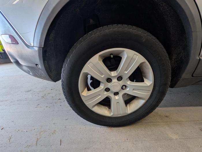 2013 chevrolet captiva-sport 2ls-fwd with 204553 miles for sale near elk-river, minnesota abe5fa1ccf7745d4976f82bbc9a3702c.jpg