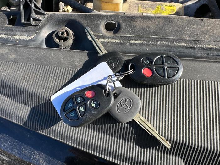 2010 toyota sienna xle-awd with 153533 miles for sale near elk-river, minnesota abf39dbfecf74c07b012ed80f5db2c3b.jpeg