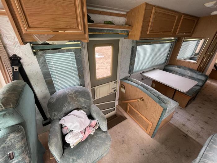 1996 fleetwood flair -33d- with 27222 miles for sale near elk-river, minnesota ac23f7b30c164350b738eee0797d9b94.jpg