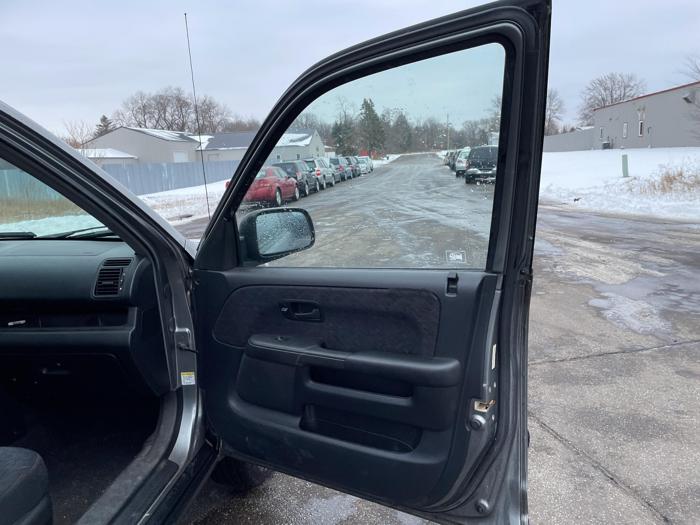 2006 honda cr-v lx with 143342 miles for sale near elk-river, minnesota ac802949a0314b1d81be4fb81c49a9e4.jpg