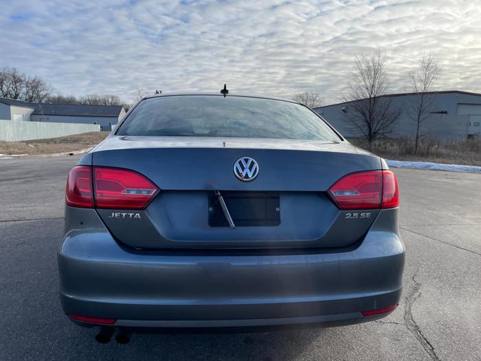 2011 volkswagen jetta se with 123483 miles for sale near elk-river, minnesota acafb76e19394b0e9a10c0c97acfeabd.jpg