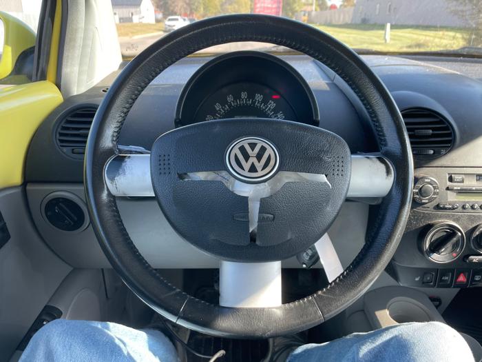 2001 volkswagen new-beetle glx with 161515 miles for sale near elk-river, minnesota ad30c5229e804e13adbe95d67ecf75af.jpeg