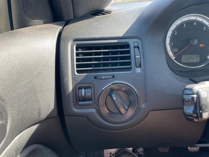 2004 volkswagen jetta gls-1.8t with 202248 miles for sale near elk-river, minnesota addc89b903d44152b6954c870c19a8b4.jpeg